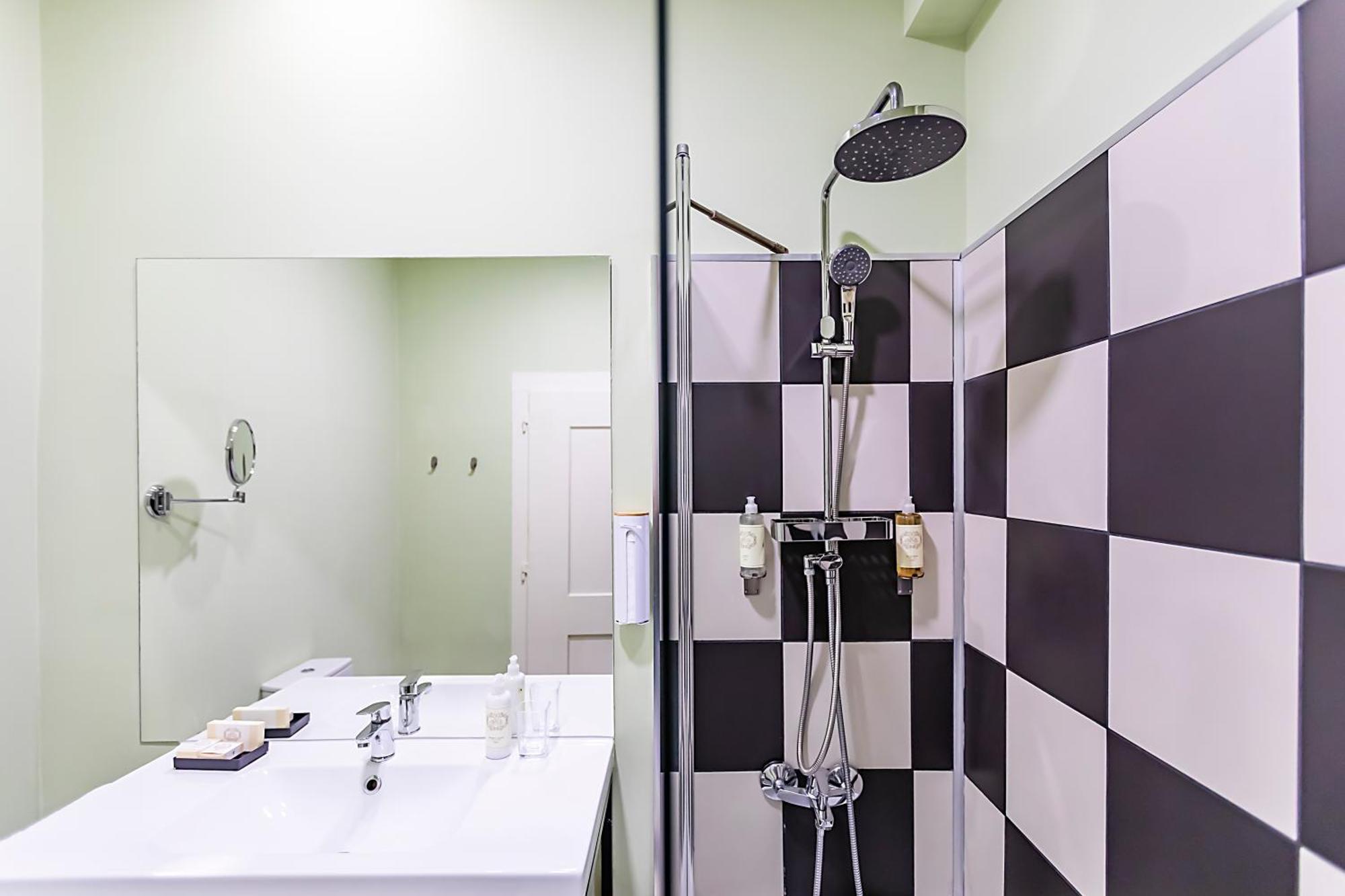 Lr Guest House Lisbon Luaran gambar